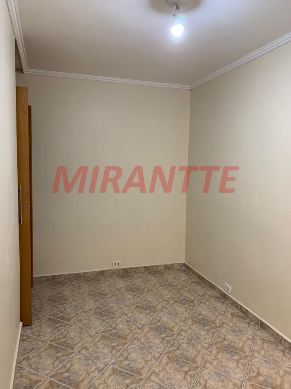 Sobrado de 200m² com 3 quartos em Santana