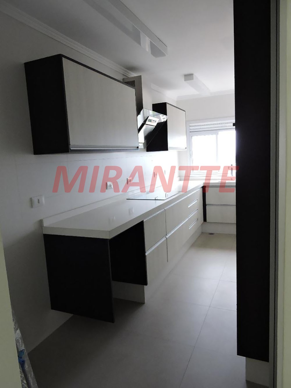 Cobertura de 175m² com 3 quartos em Vila Galvão