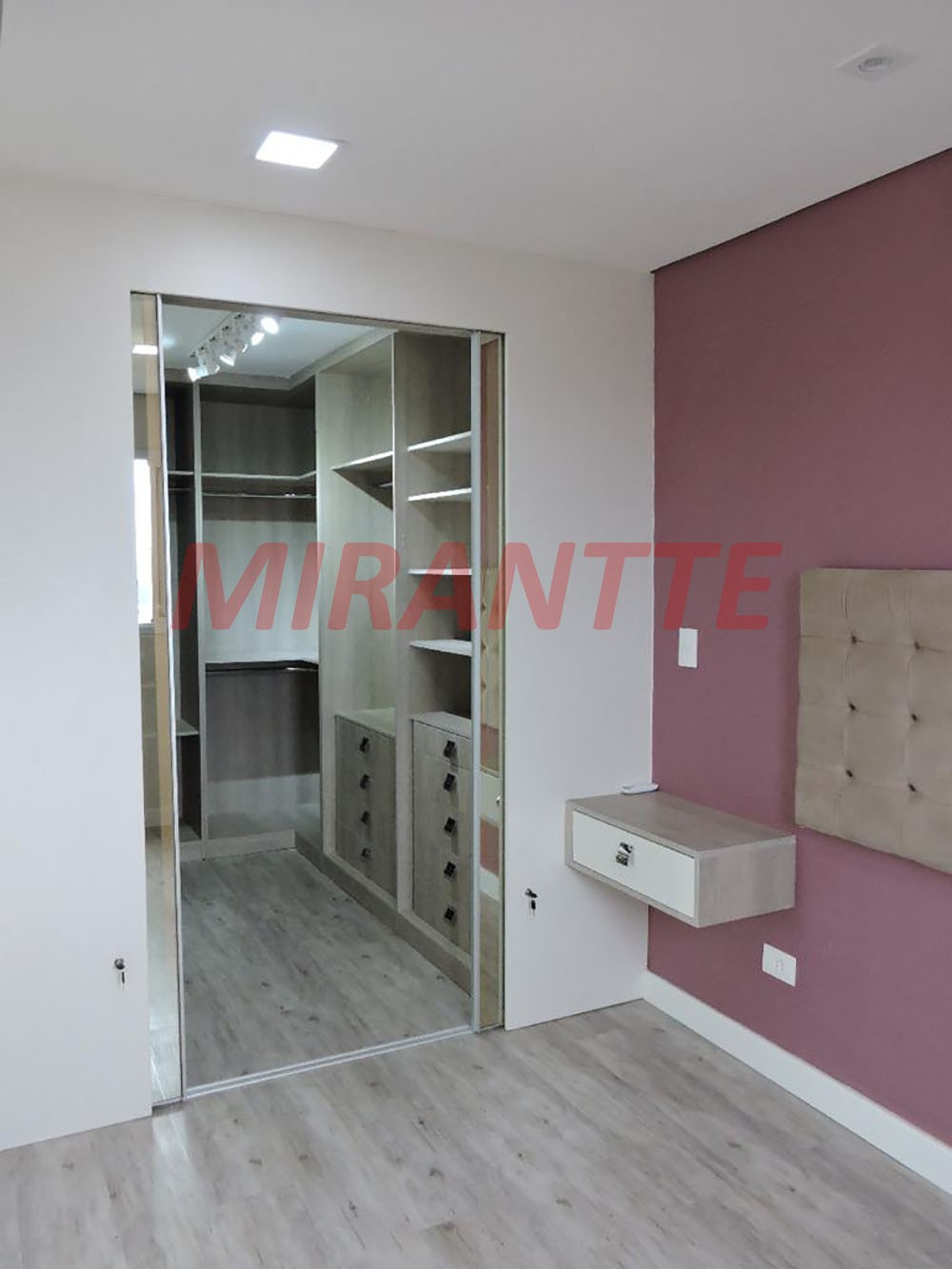 Cobertura de 175m² com 3 quartos em Vila Galvão