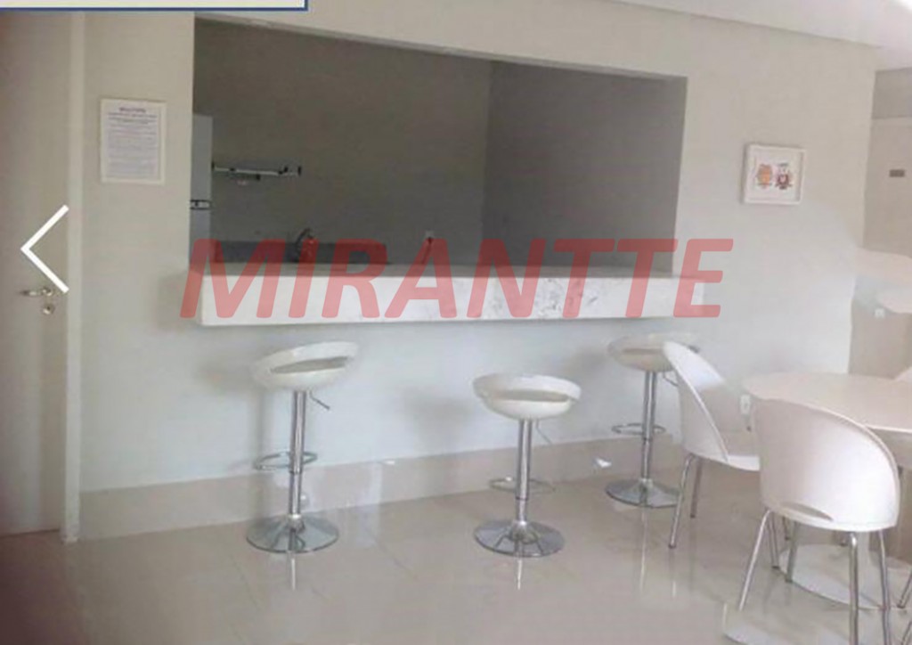 Apartamento de 60m² com 2 quartos em Limão