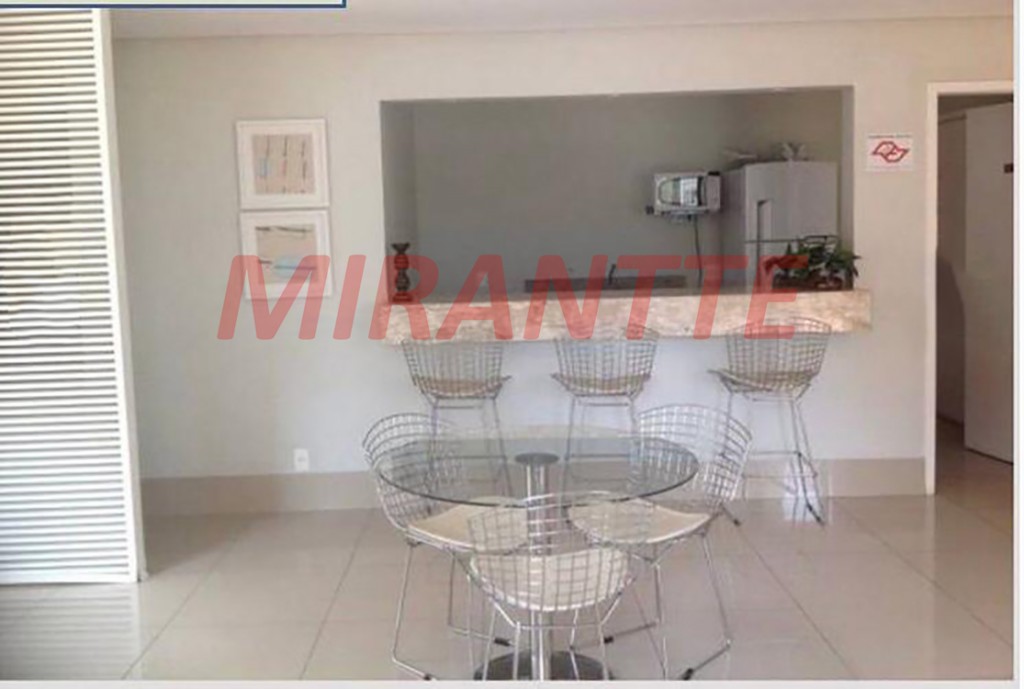 Apartamento de 60m² com 2 quartos em Limão