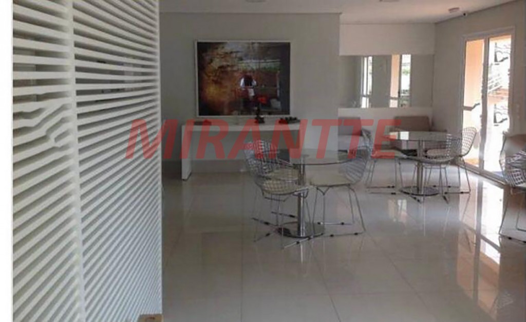 Apartamento de 60m² com 2 quartos em Limão
