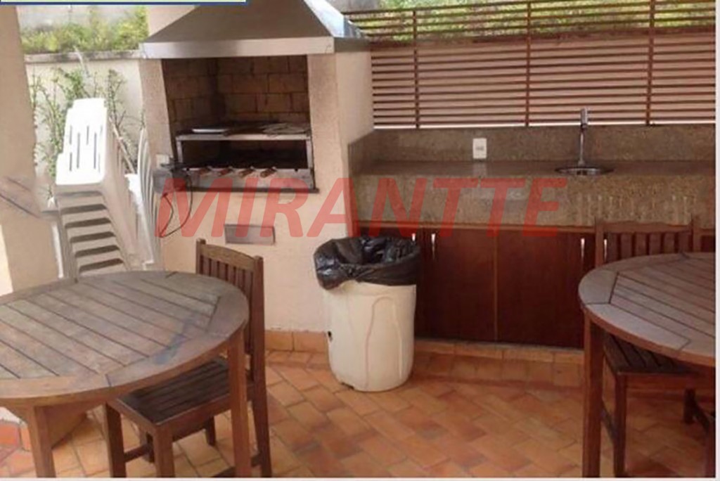 Apartamento de 60m² com 2 quartos em Limão