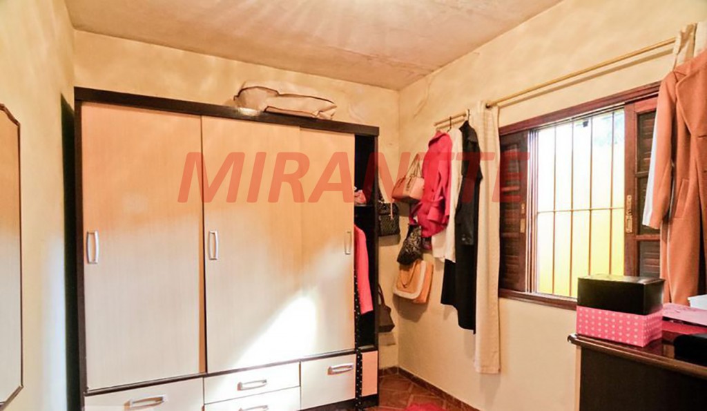 Casa terrea de 282m² com 4 quartos em Vila Iorio