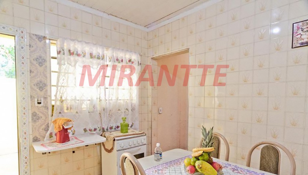 Casa terrea de 282m² com 4 quartos em Vila Iorio