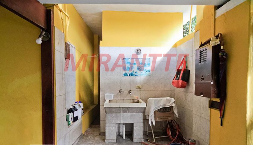 Casa terrea de 282m² com 4 quartos em Vila Iorio
