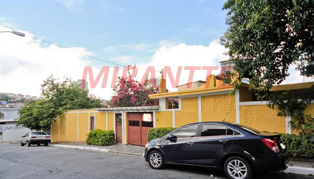 Casa terrea de 282m² com 4 quartos em Vila Iorio