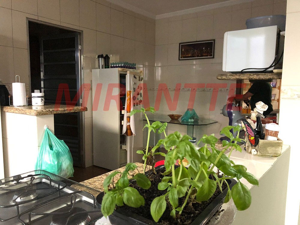 Sobrado de 300m² com 3 quartos em Vila Romero
