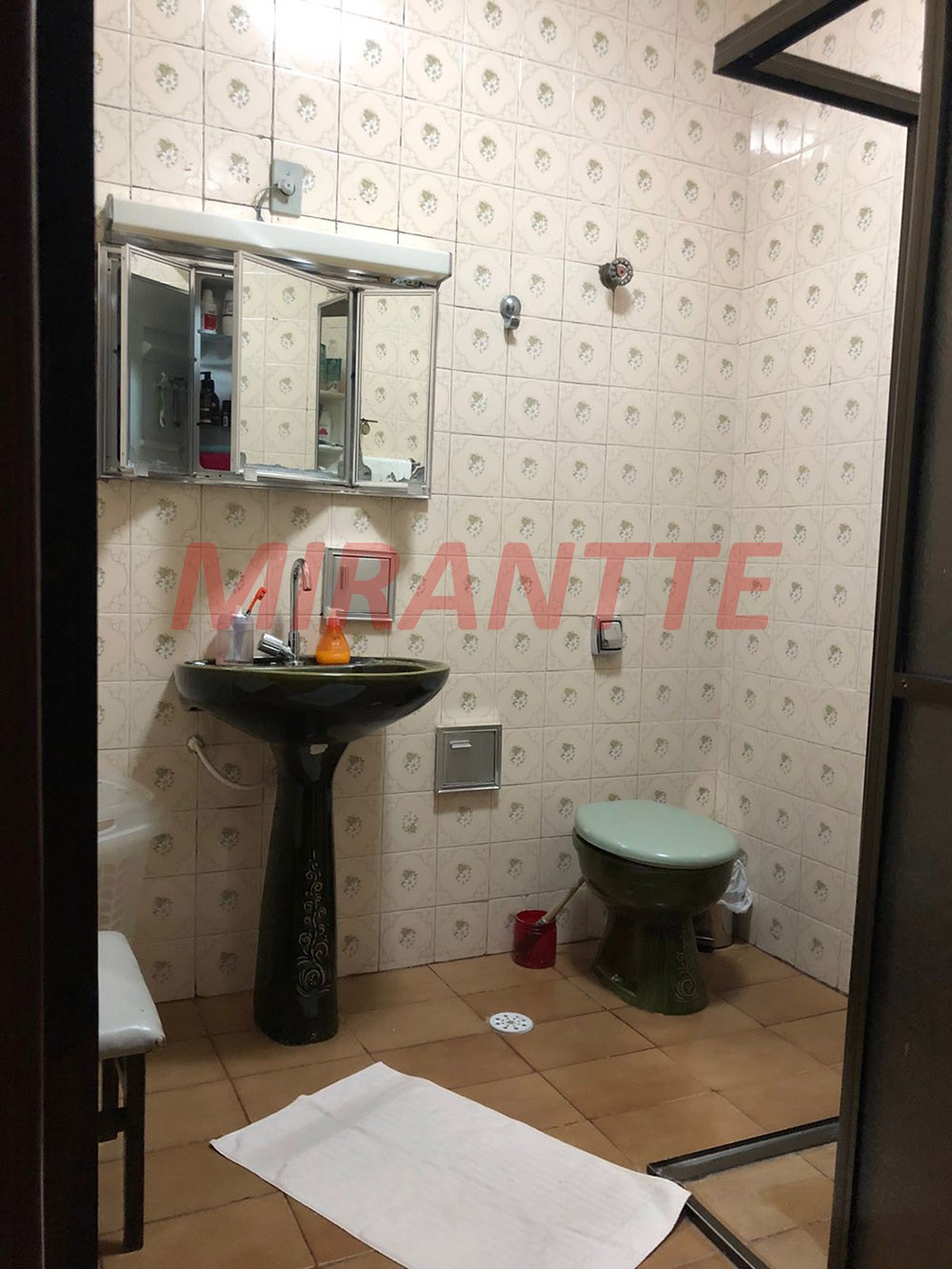 Sobrado de 300m² com 3 quartos em Vila Romero