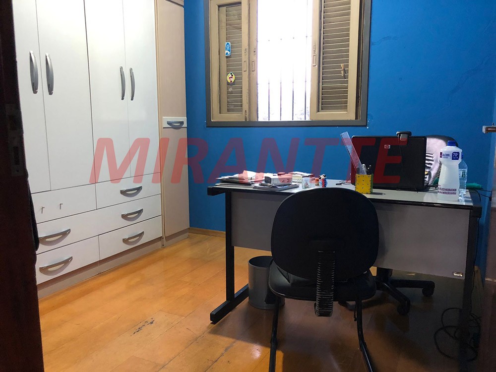 Sobrado de 300m² com 3 quartos em Vila Romero