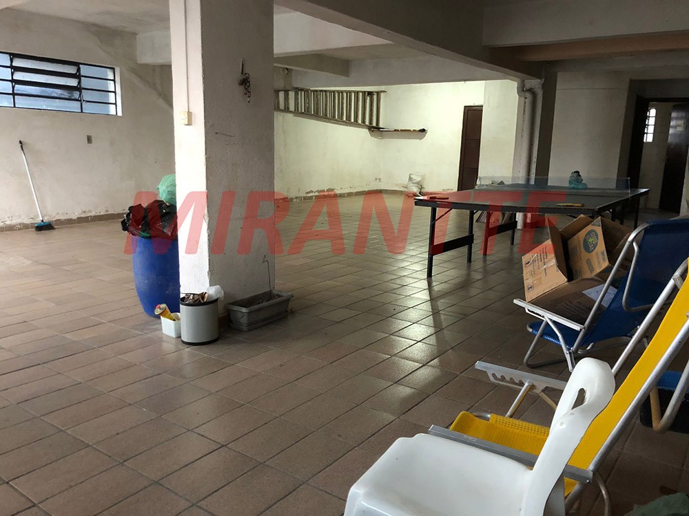 Sobrado de 300m² com 3 quartos em Vila Romero