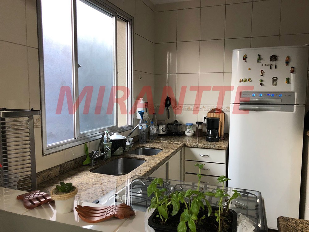 Sobrado de 300m² com 3 quartos em Vila Romero