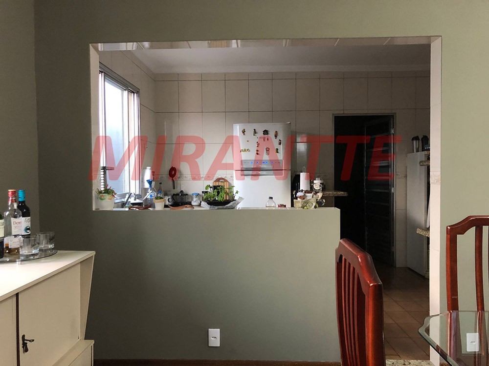 Sobrado de 300m² com 3 quartos em Vila Romero