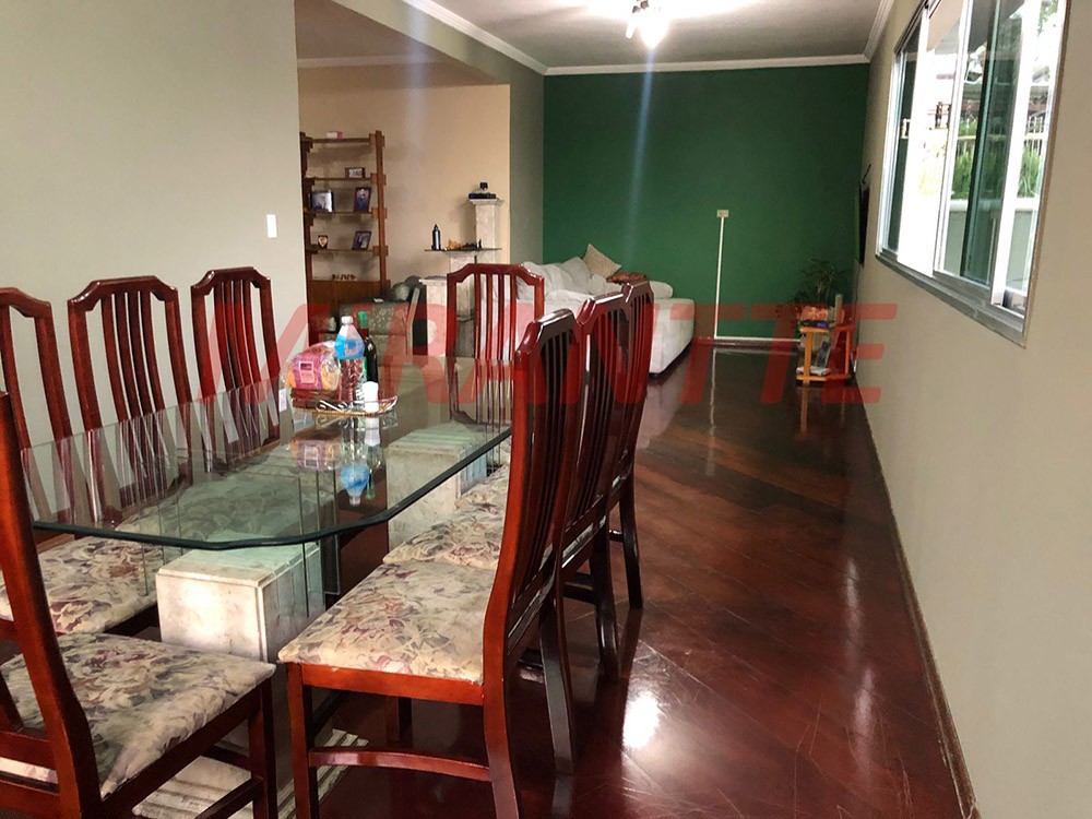Sobrado de 300m² com 3 quartos em Vila Romero