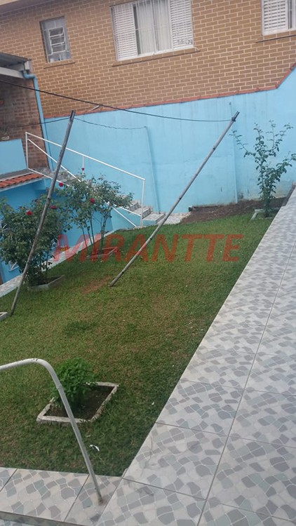 Sobrado de 232m² com 5 quartos em Imirim