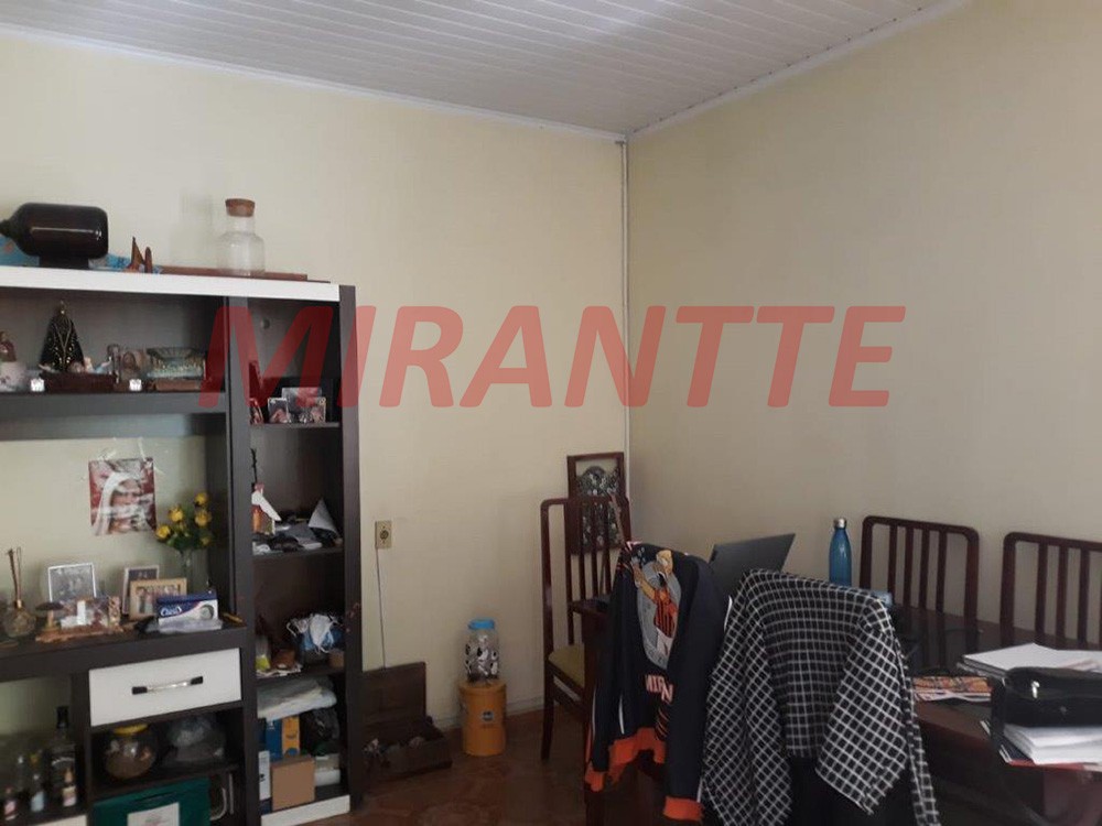 Casa terrea de 262m² com 3 quartos em Chora Menino