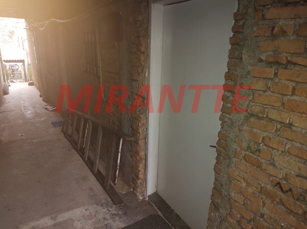 Casa terrea de 284m² com 2 quartos em Vila Aurora