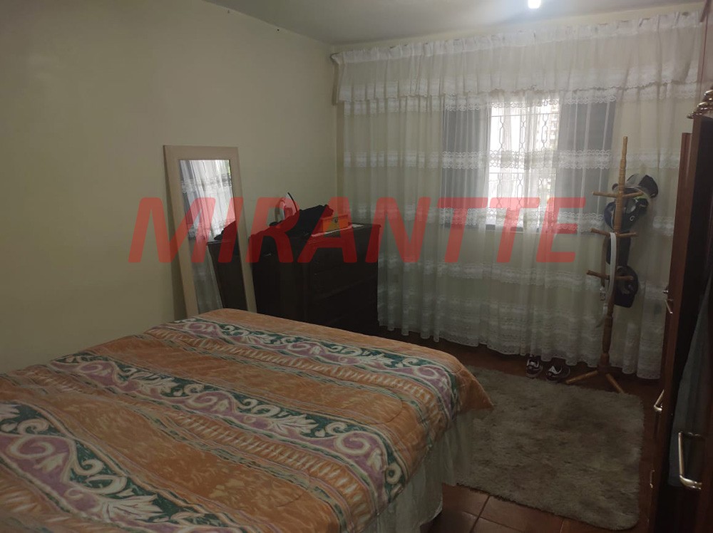 Casa terrea de 284m² com 2 quartos em Vila Aurora