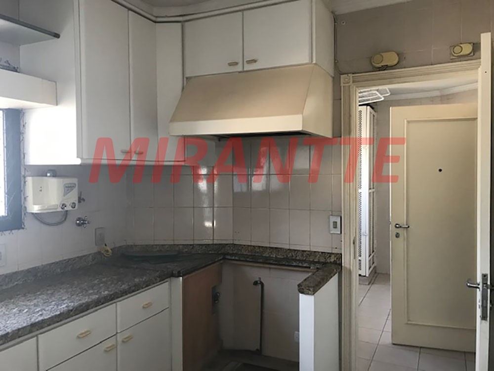Apartamento de 222m² com 3 quartos em Centro