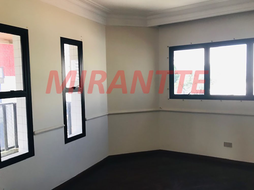 Apartamento de 222m² com 3 quartos em Centro