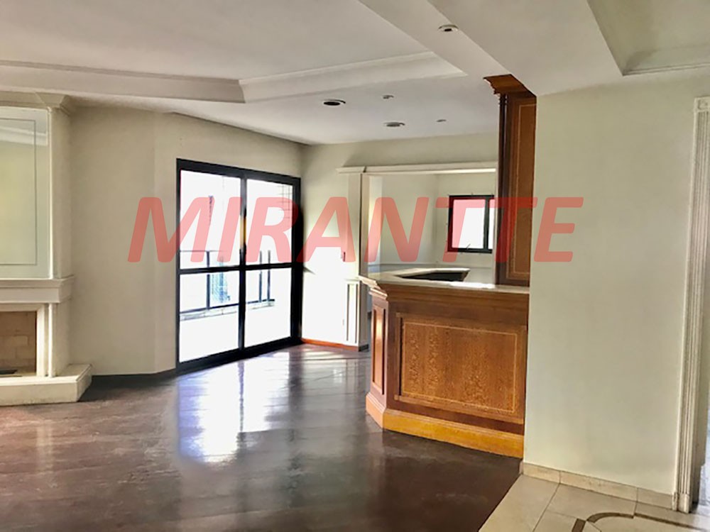 Apartamento de 222m² com 3 quartos em Centro