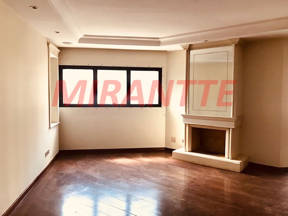 Apartamento de 222m² com 3 quartos em Centro