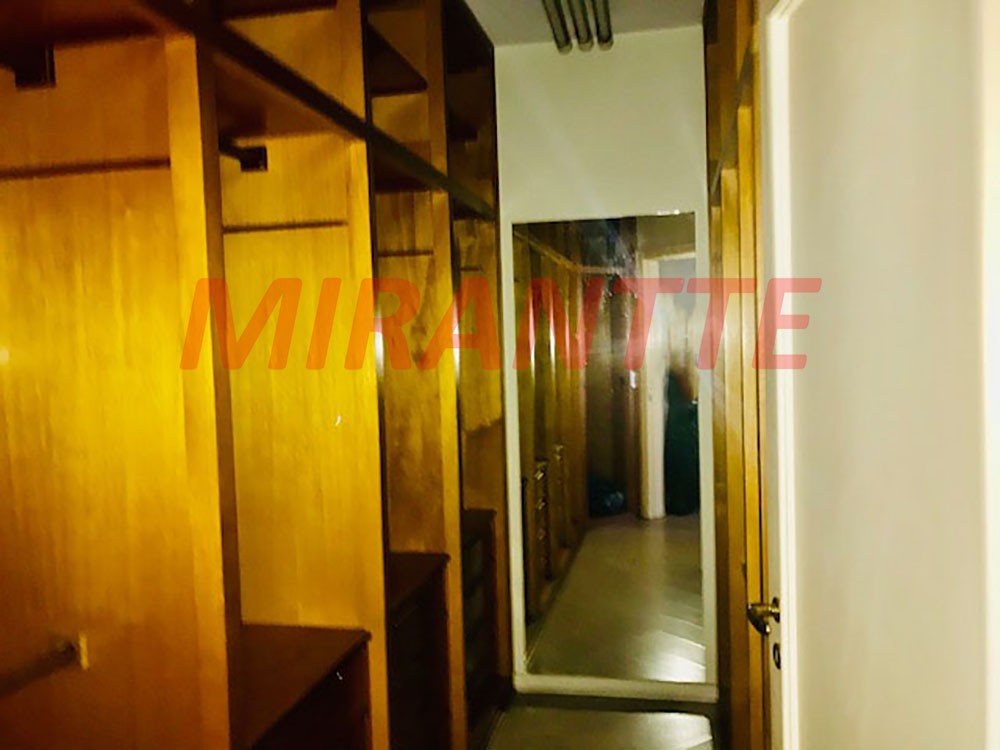 Apartamento de 222m² com 3 quartos em Centro
