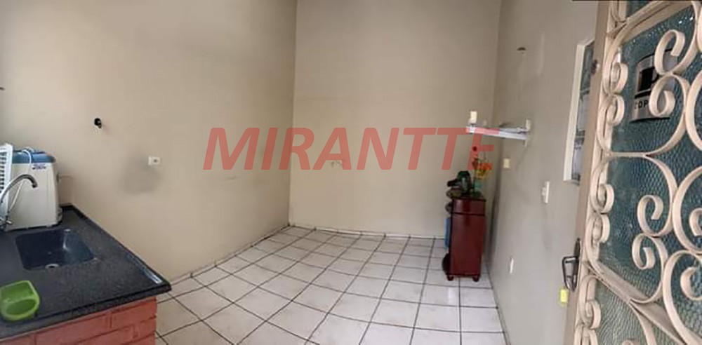 Comercial de 238.7m² em Jardim Cumbica
