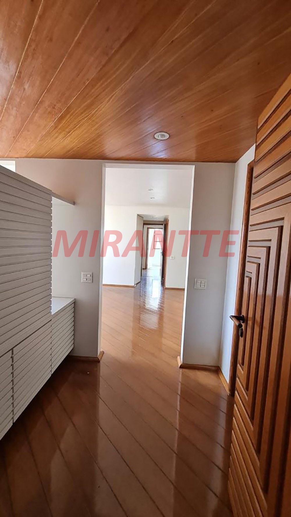 Apartamento de 170m² com 3 quartos em Moema