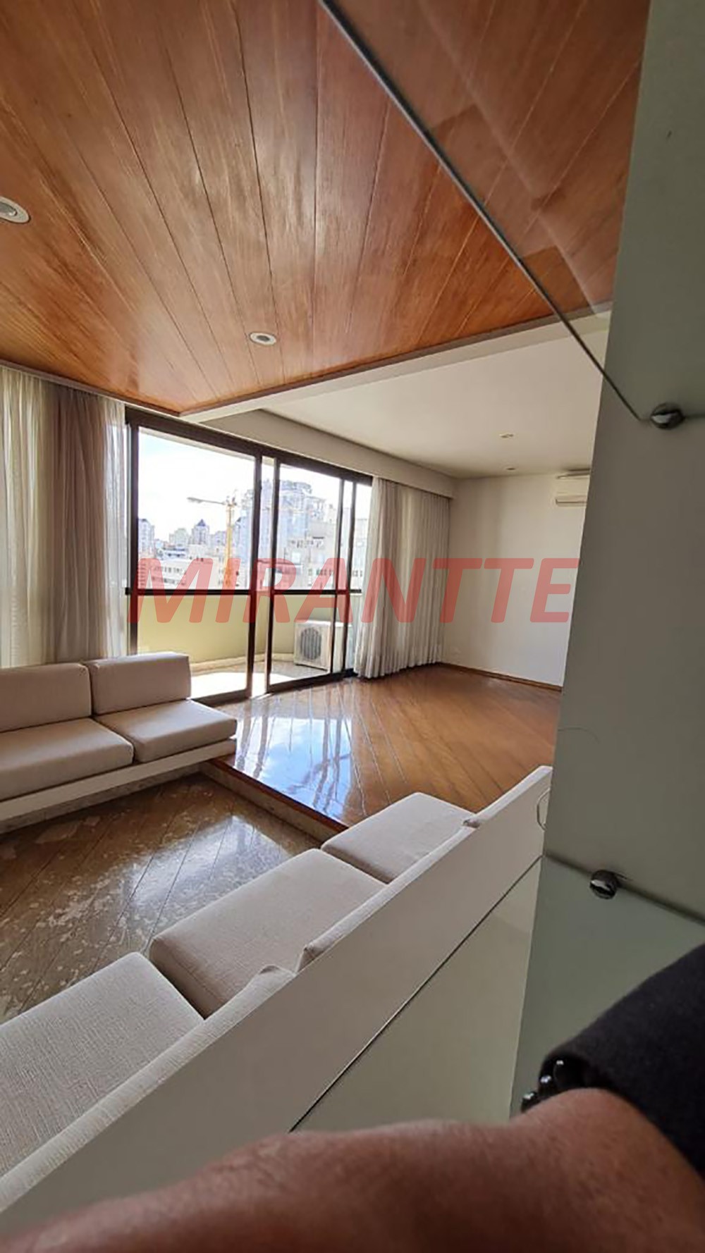 Apartamento de 170m² com 3 quartos em Moema