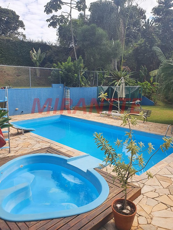 Casa terrea de 750m² com 5 quartos em VILA MACHADO