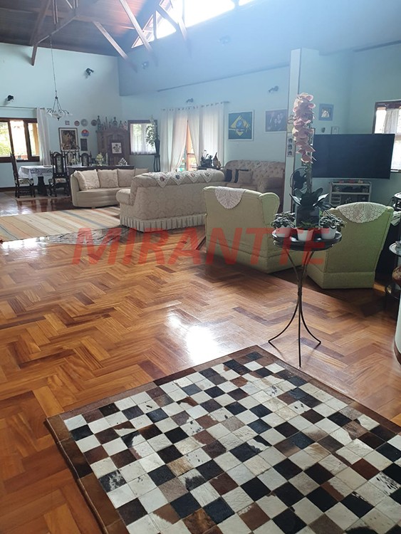Casa terrea de 750m² com 5 quartos em VILA MACHADO