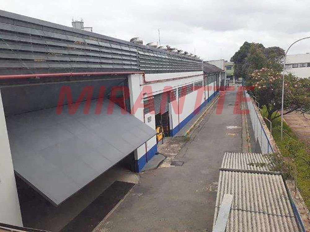 Comercial de 2808m² em Casa Verde