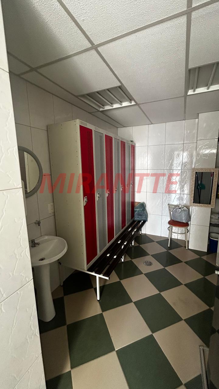 Comercial de 2808m² em Casa Verde