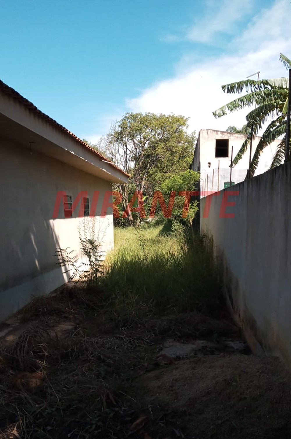 Casa terrea com 2 quartos em CAMPO DE BOITUVA