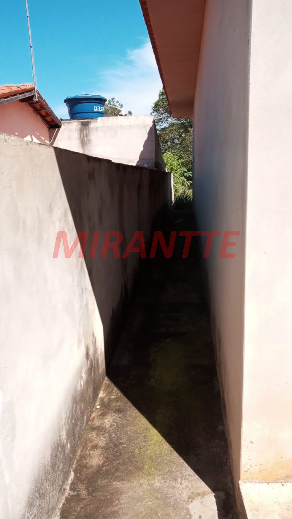 Casa terrea com 2 quartos em CAMPO DE BOITUVA