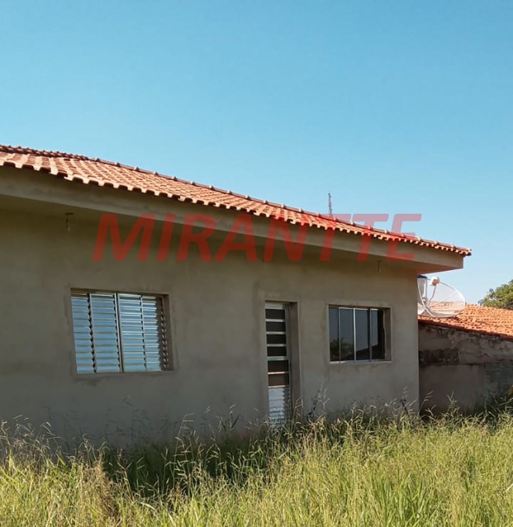 Casa terrea com 2 quartos em CAMPO DE BOITUVA