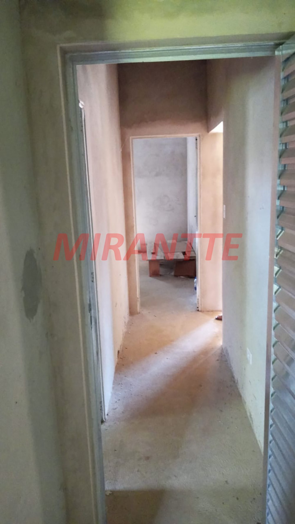 Casa terrea com 2 quartos em CAMPO DE BOITUVA