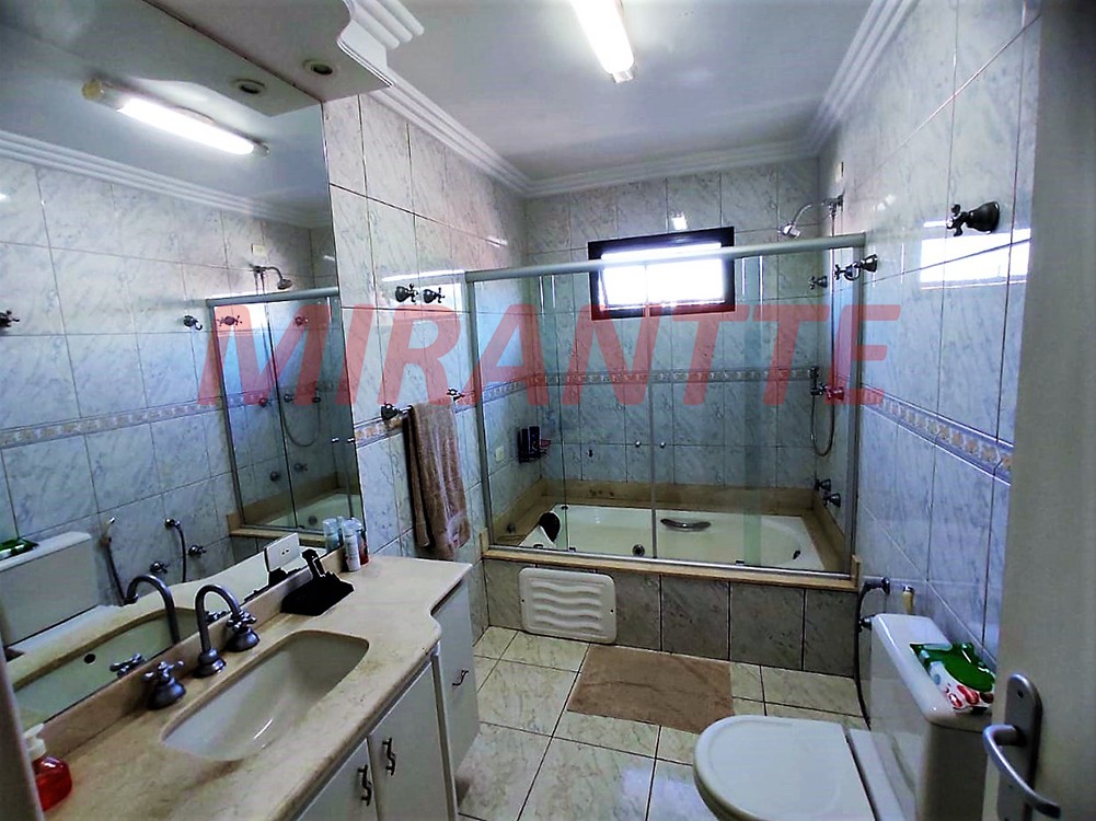 Sobrado de 377m² com 3 quartos em Jardim Leonor Mendes De Barros