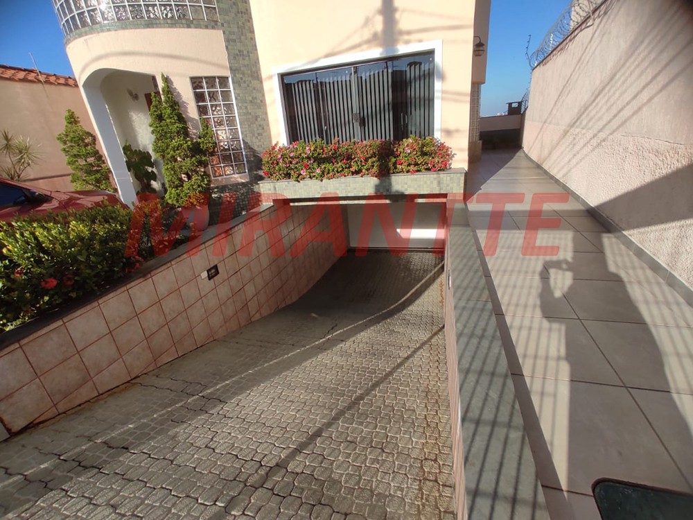 Sobrado de 377m² com 3 quartos em Jardim Leonor Mendes De Barros