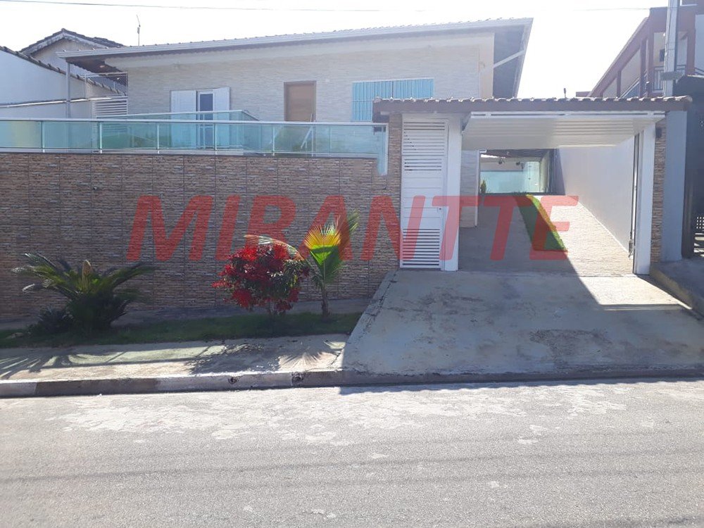 Casa terrea de 251m² com 3 quartos em Maracanã