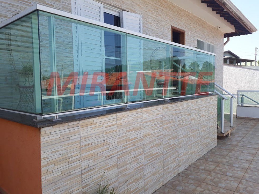 Casa terrea de 251m² com 3 quartos em Maracanã