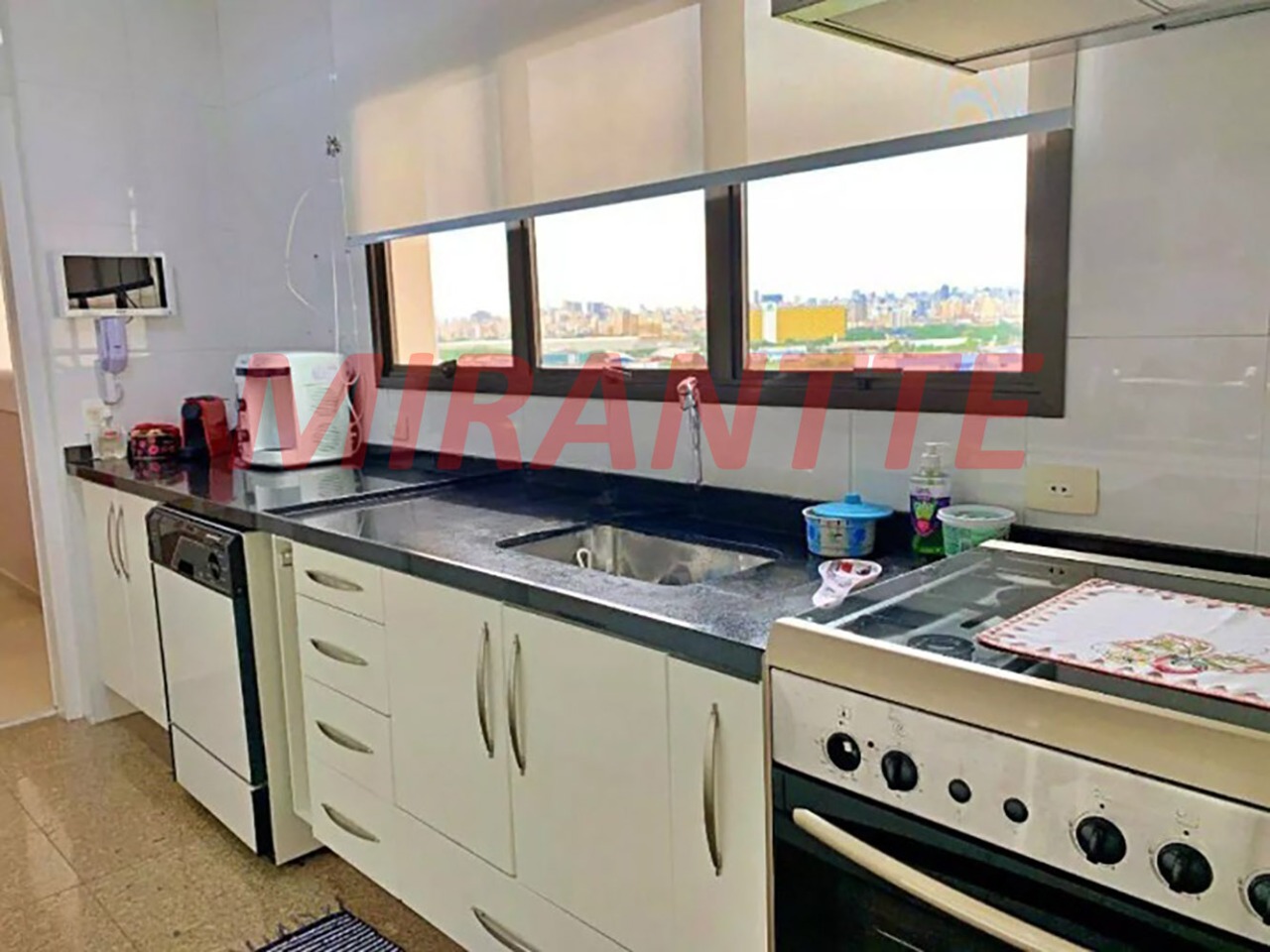Apartamento de 206m² com 3 quartos em Santana