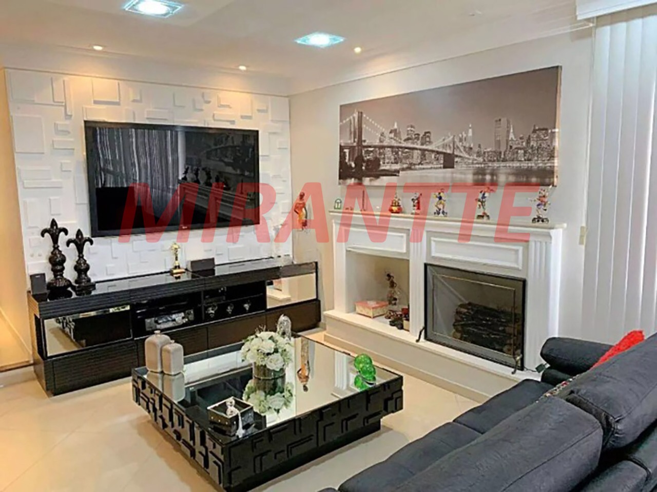Apartamento de 206m² com 3 quartos em Santana