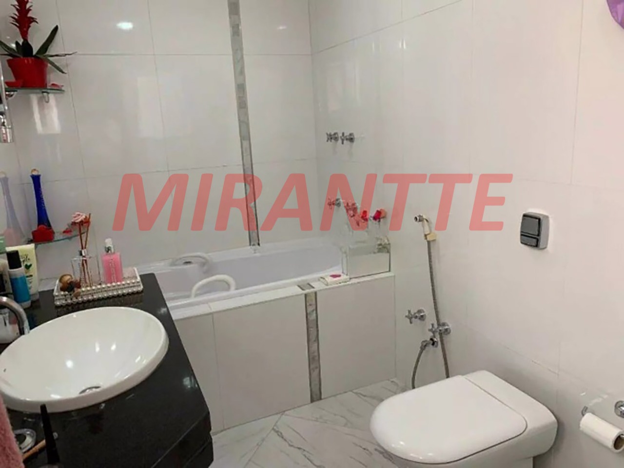 Apartamento de 206m² com 3 quartos em Santana