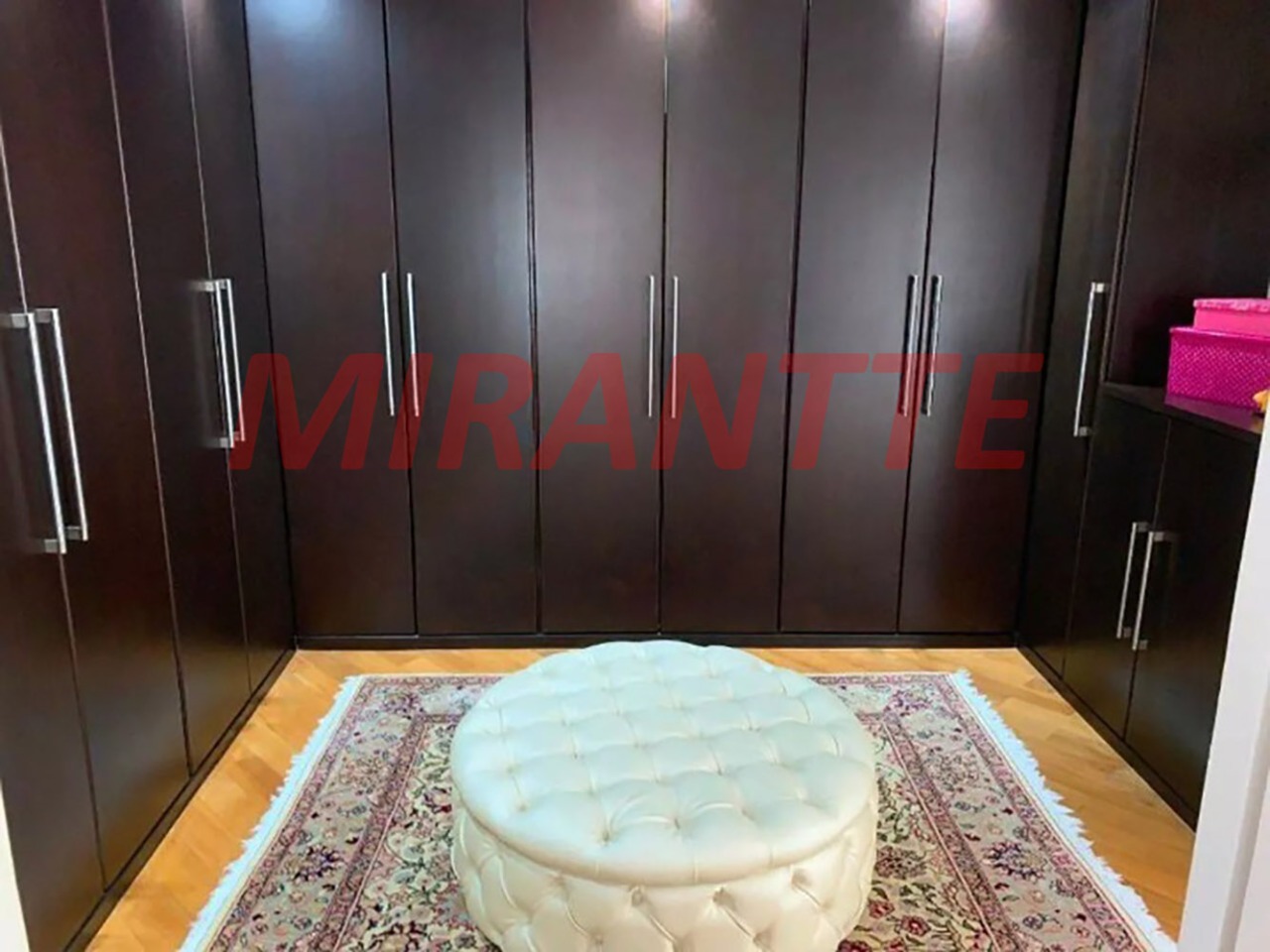 Apartamento de 206m² com 3 quartos em Santana