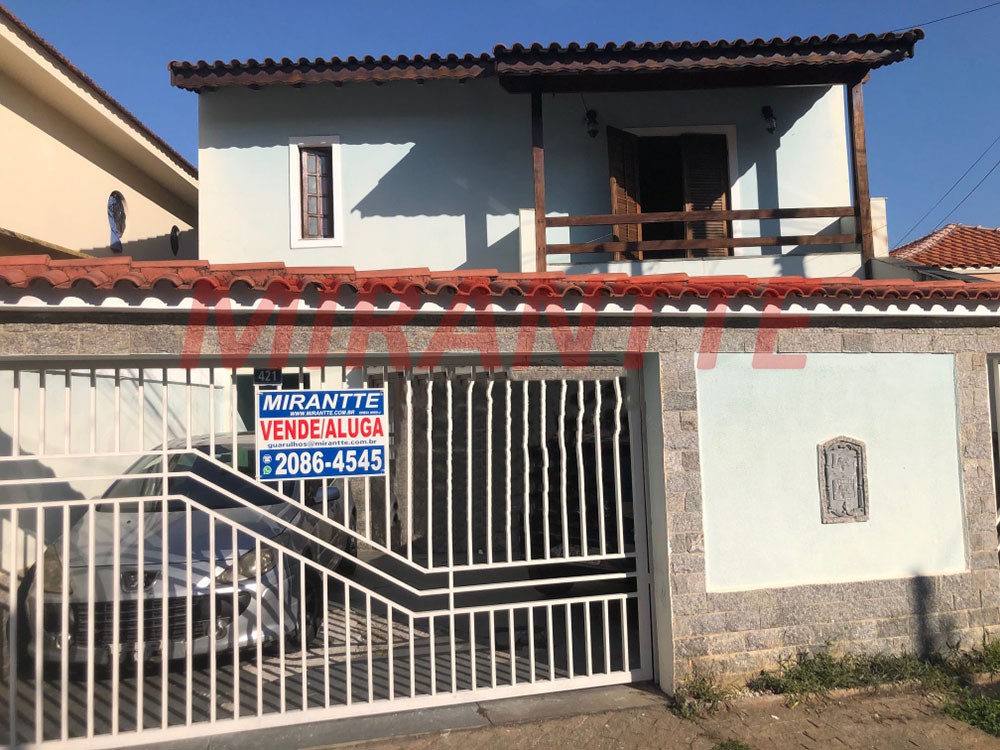 Sobrado de 315m² com 4 quartos em Vila São Judas Tadeu