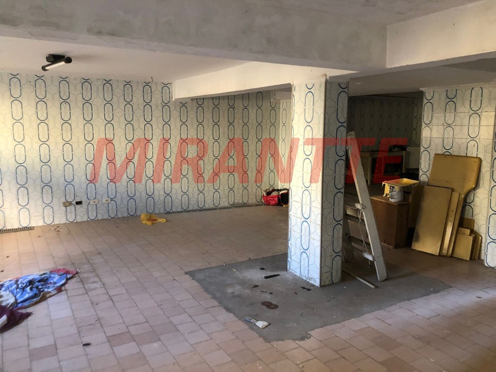 Sobrado de 315m² com 4 quartos em Vila São Judas Tadeu