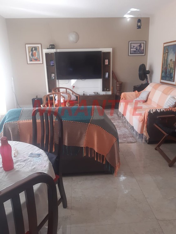 Sobrado de 181m² com 3 quartos em Imirim