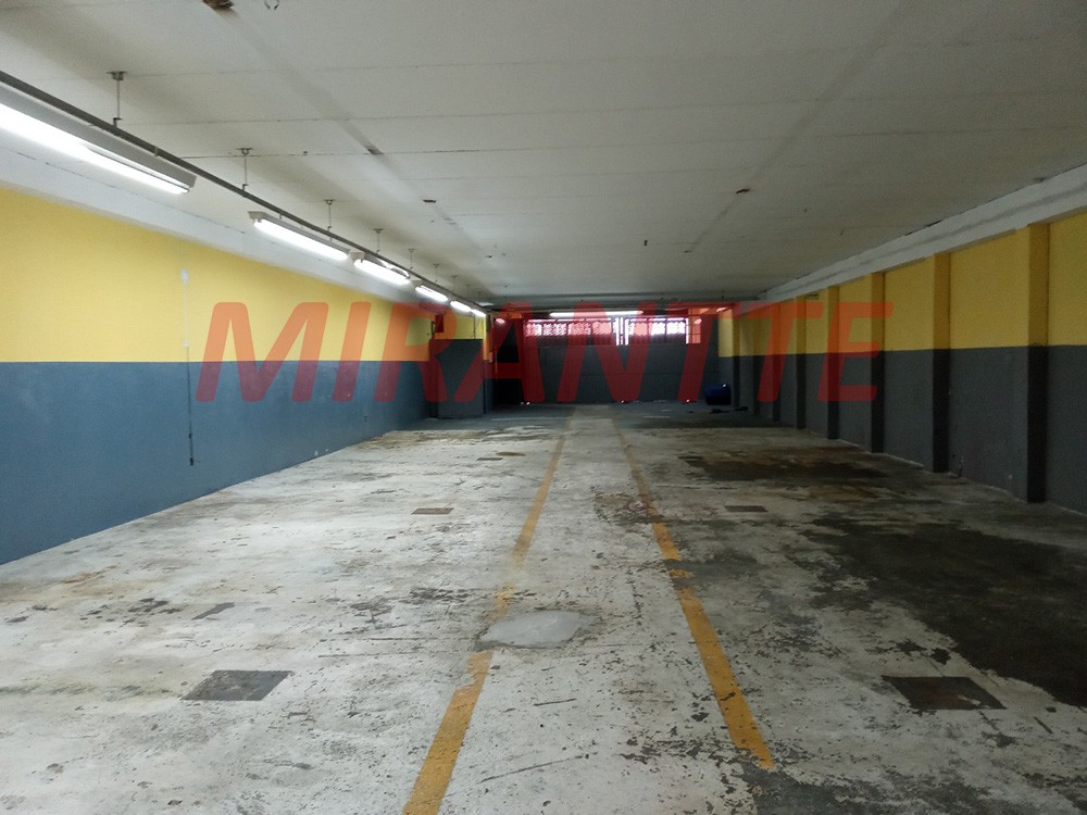 Galpao de 890m² em Parque Peruche